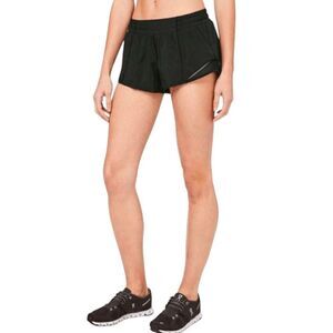LULULEMON ATHLETICA Hotty Hot Short II "4" In Black Size 2